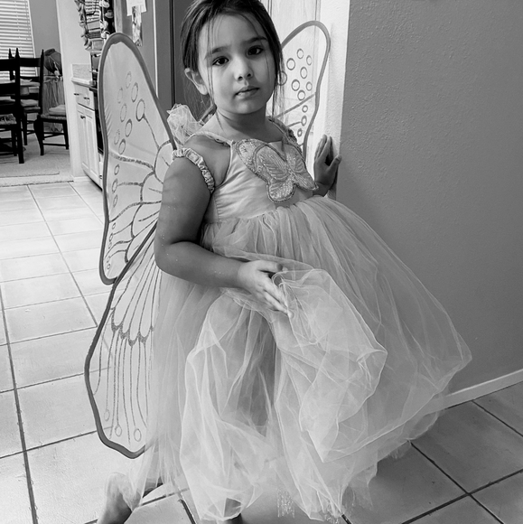 Meet your Posher, Suzanne - Picture 5 of 9